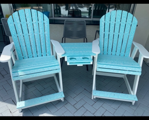 light gray with open sea's