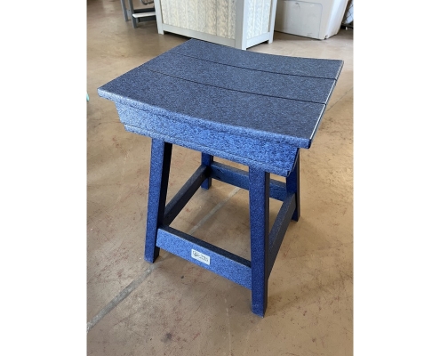 Outdoor Saddle Bar Stool in Patriot Blue